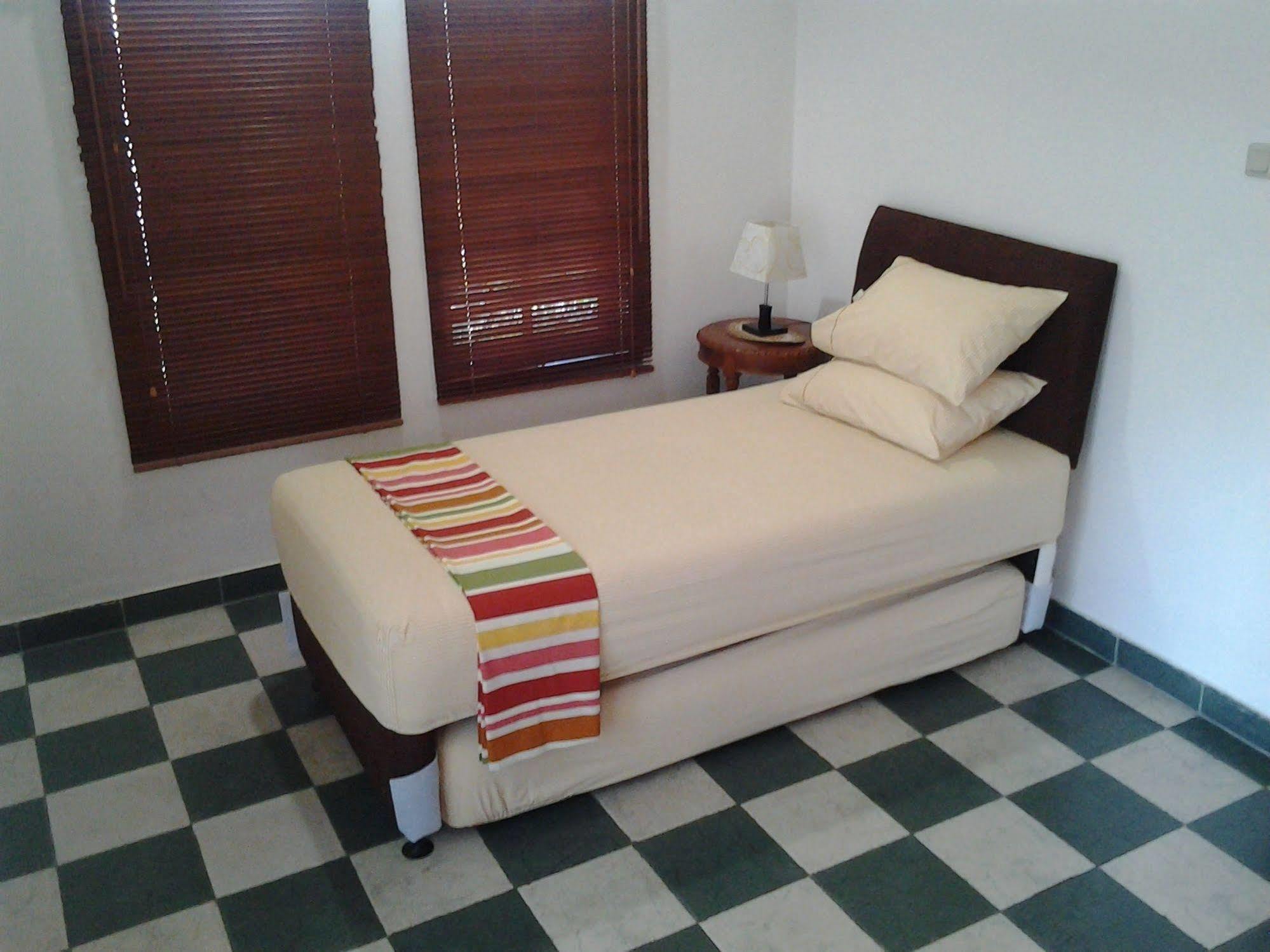Hotel Junjunan Dalam Sharia